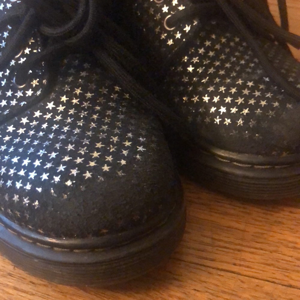 Dr Martens - Picture 5 of 8